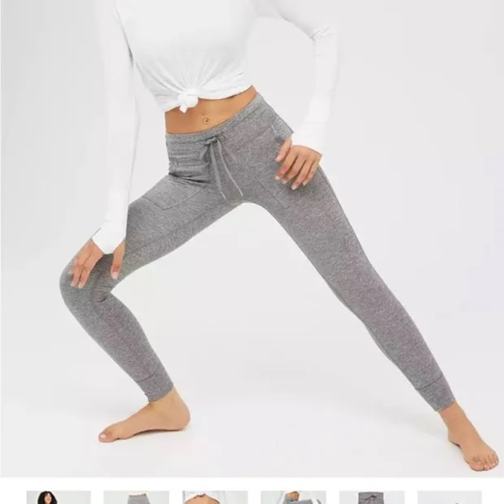 Aerie OFFLINE Leggings with Pockets - XS